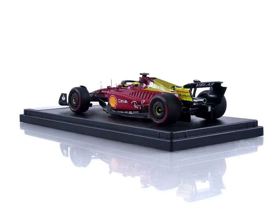 Amazon.co.jp: LOOKSMART 1/43 Scuderia Ferrari F1-75 2022 F1